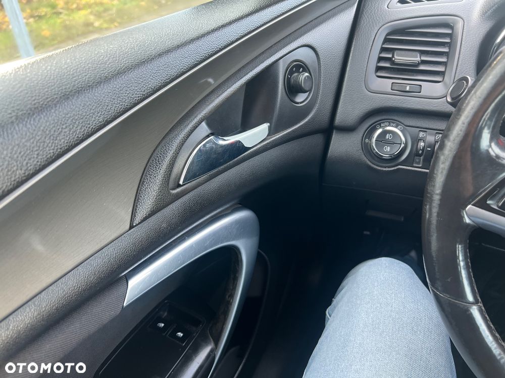 Opel Insignia 2.0 CDTI 150 Jahre - 10