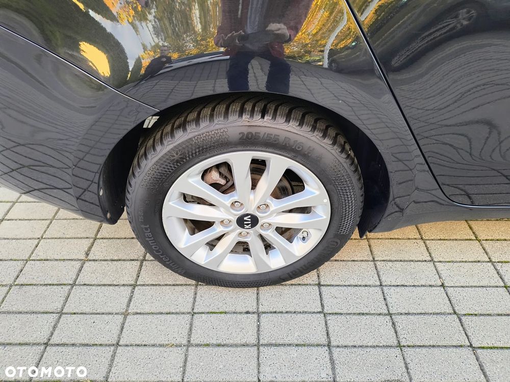 Kia Ceed 1.6 CRDi 136 ISG Platinum Edition - 11