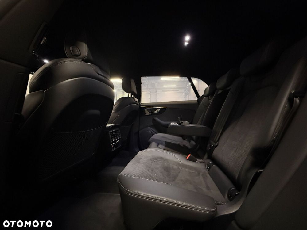 Audi Q8 - 28