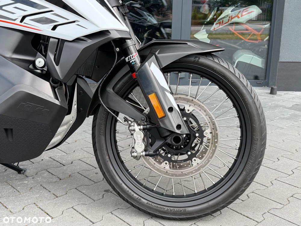 KTM Adventure - 8