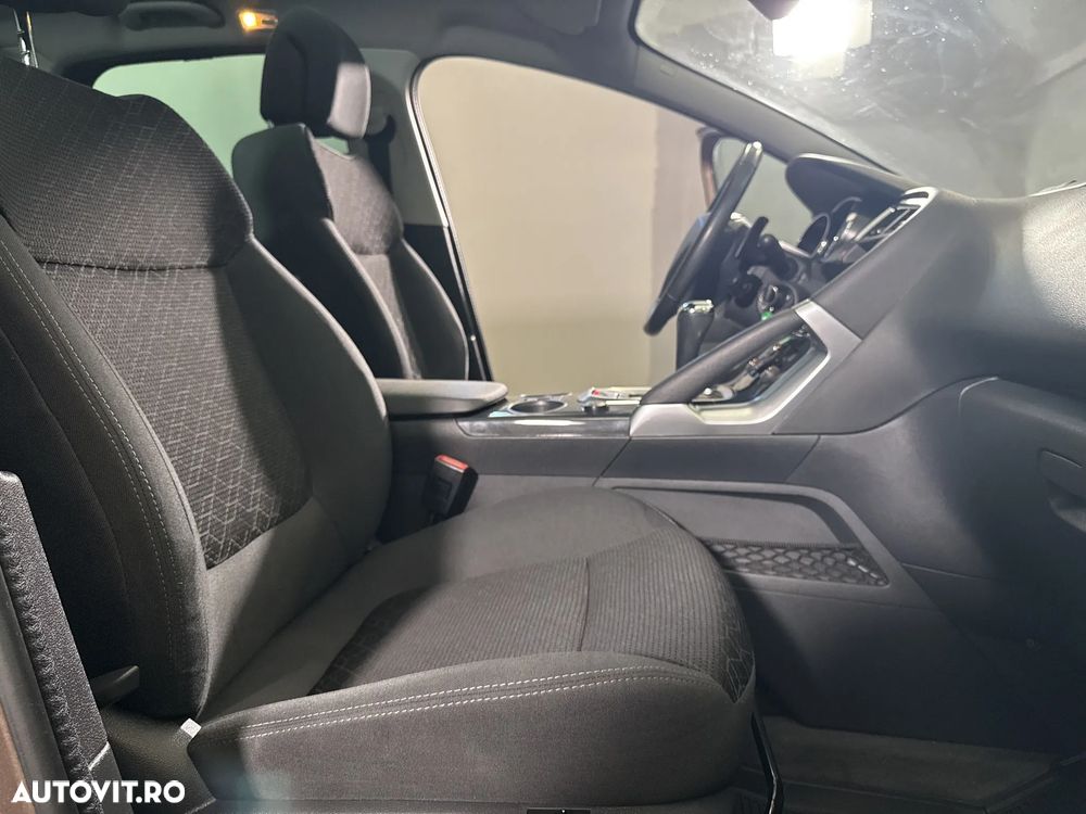 Peugeot 3008 - 12