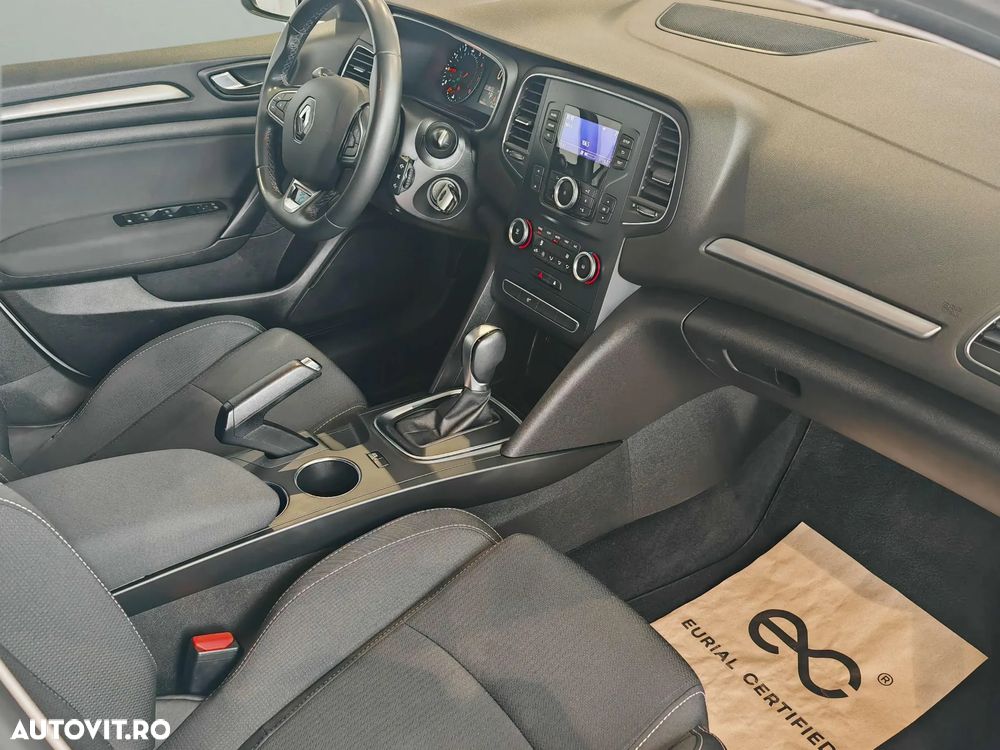 Renault Megane TCE 140 EDC Techno - 10