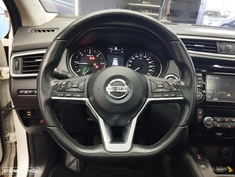 Nissan Qashqai 1.5 dCi 360 - 23