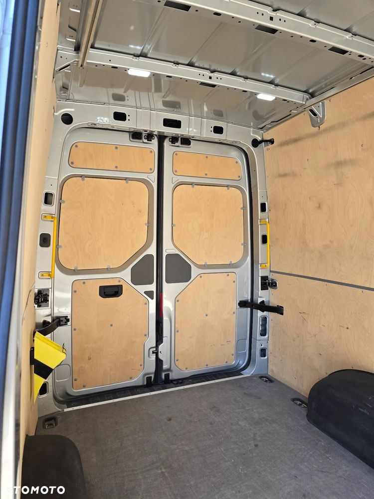 Volkswagen Crafter - 7