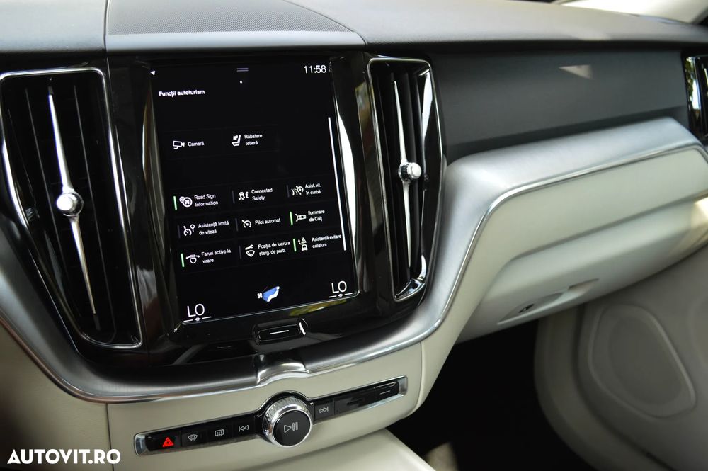 Volvo XC 60 B4 D AWD Ultimate Bright - 9