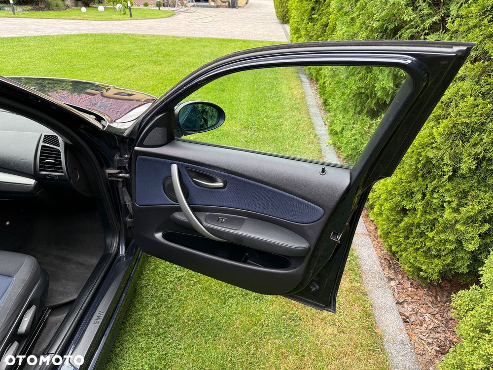 BMW Seria 1 116i - 17