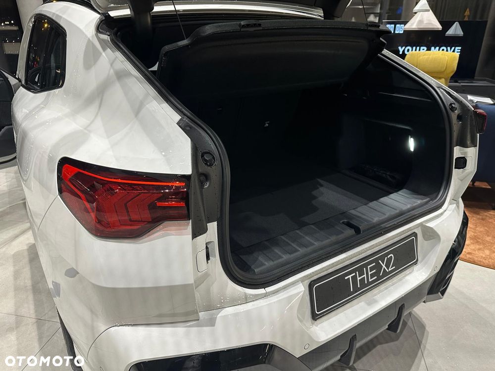 BMW X2 sDrive20d - 27