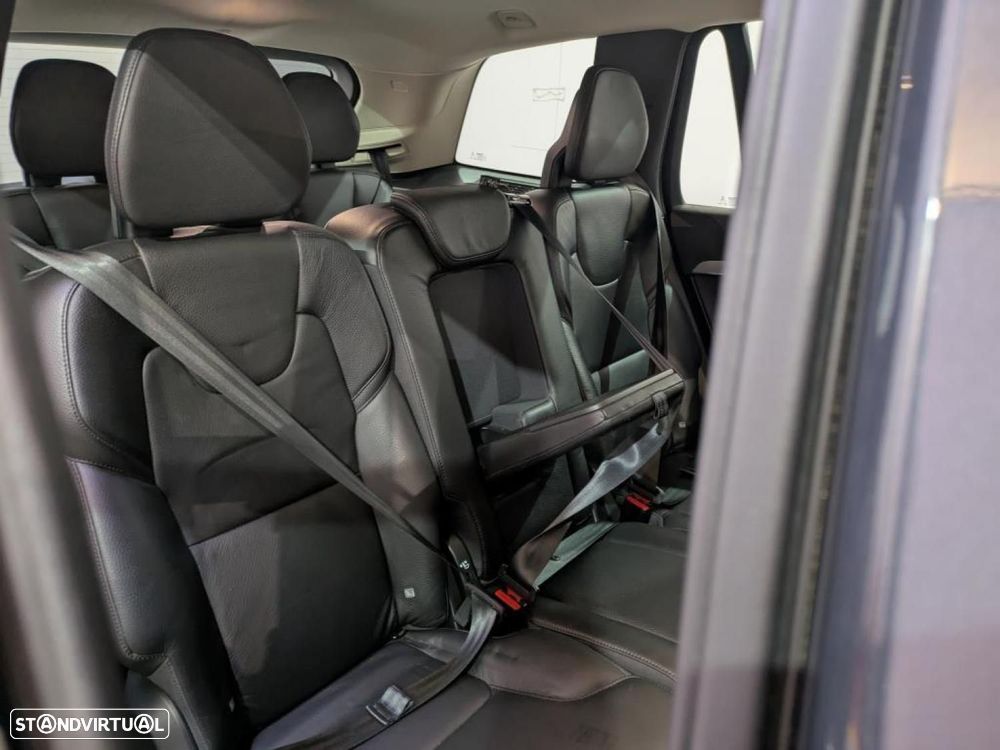 Volvo XC 90 2.0 T8 PHEV Momentum AWD - 9