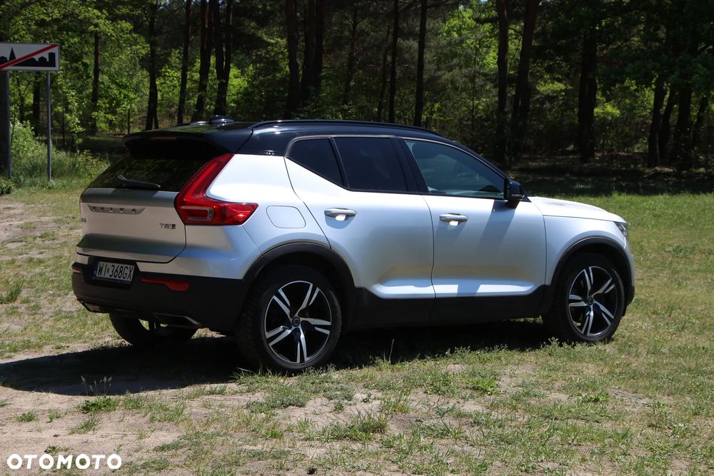 Volvo XC 40 T5 AWD R-Design - 9
