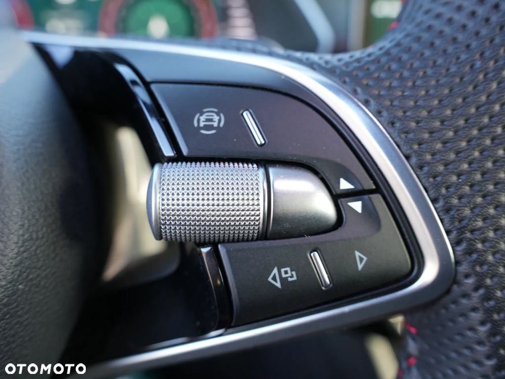 Skoda Octavia 2.0 TSI RS DSG - 24