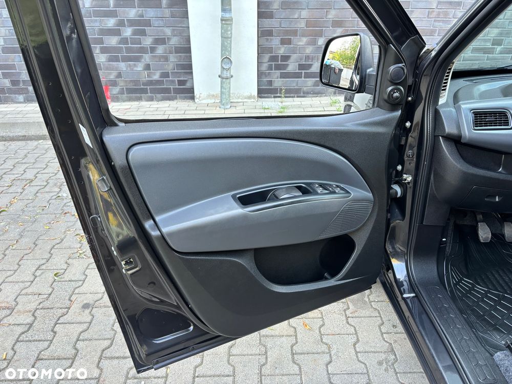 Fiat Doblo 1.6 Multijet 16V Dynamic - 27