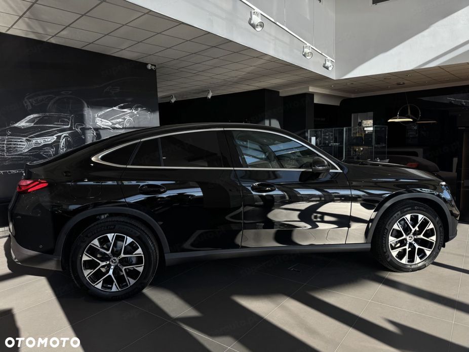 Mercedes-Benz GLC 220 d mHEV 4-Matic Avantgarde - 3