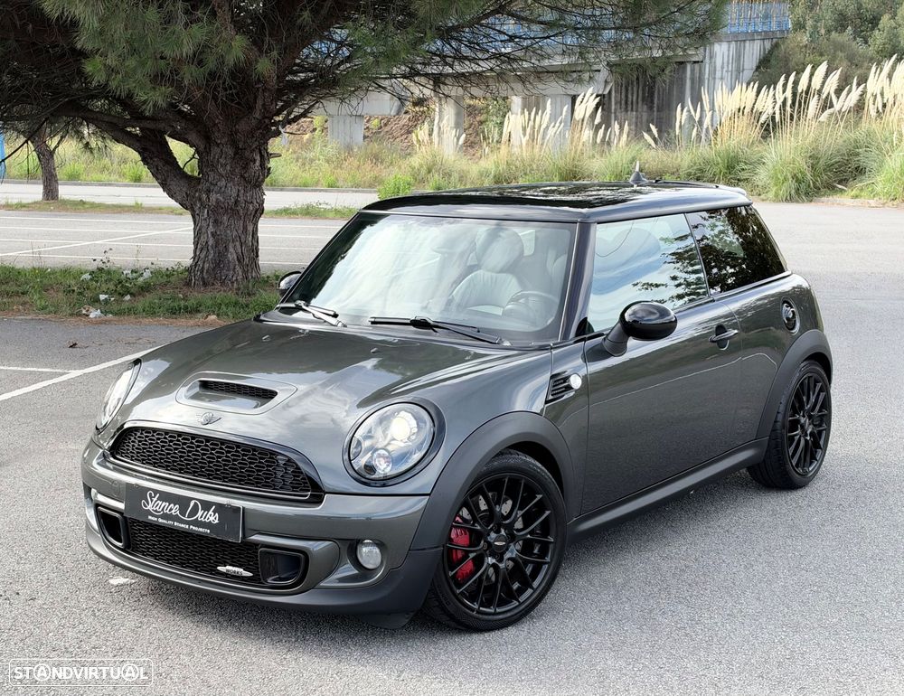 MINI 3 Portas John Cooper Works - 14