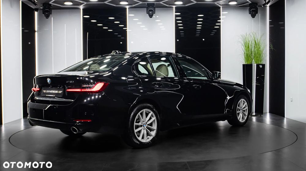 BMW Seria 3 318i Sport - 7