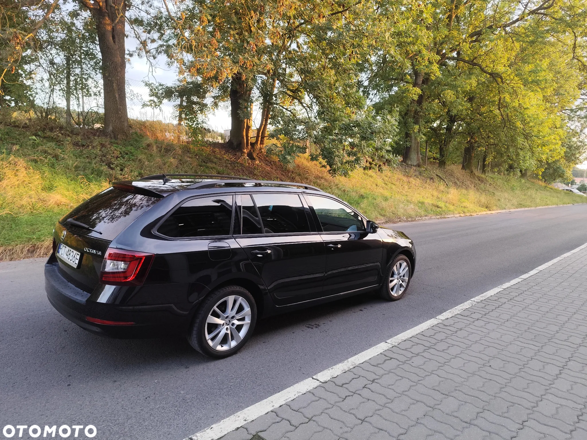 Skoda Octavia 2.0 TDI Clever - 6