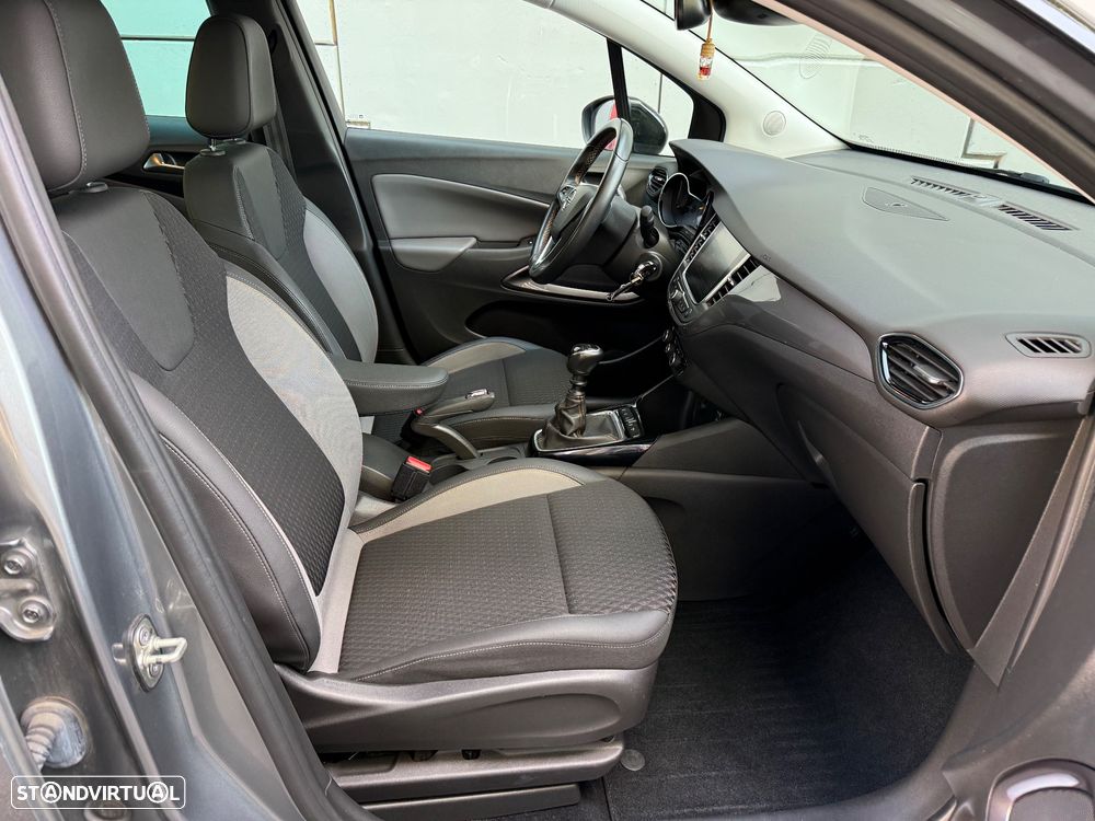 Opel Crossland X 1.2 T Innovation - 25