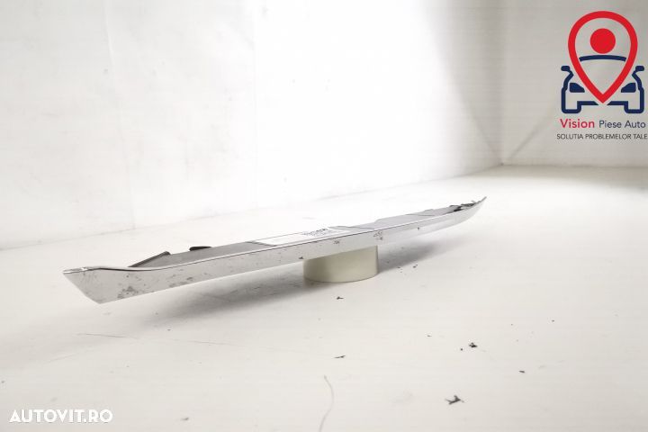 Ornament Crom Far Dreapta Original In Stare Buna Volkswagen VW Touareg - 2