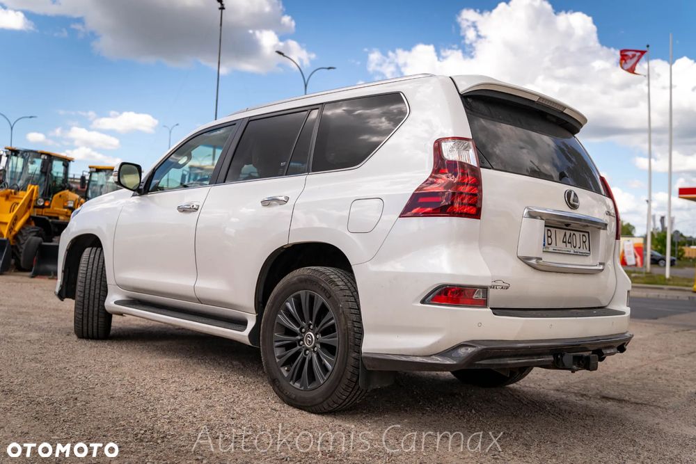 Lexus GX - 11