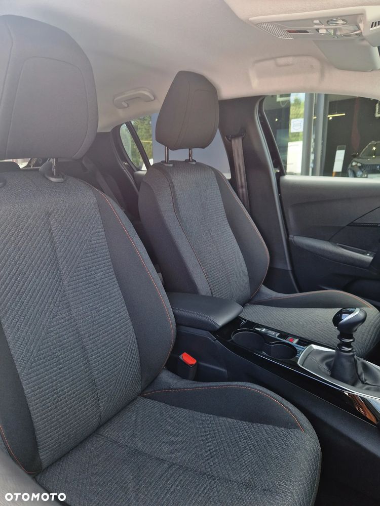 Peugeot 208 1.2 PureTech Business S&S - 17