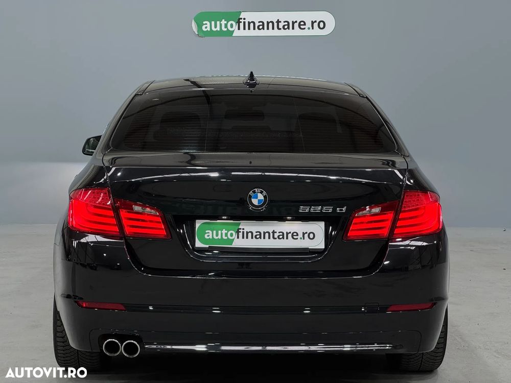 BMW Seria 5 525d xDrive AT - 5