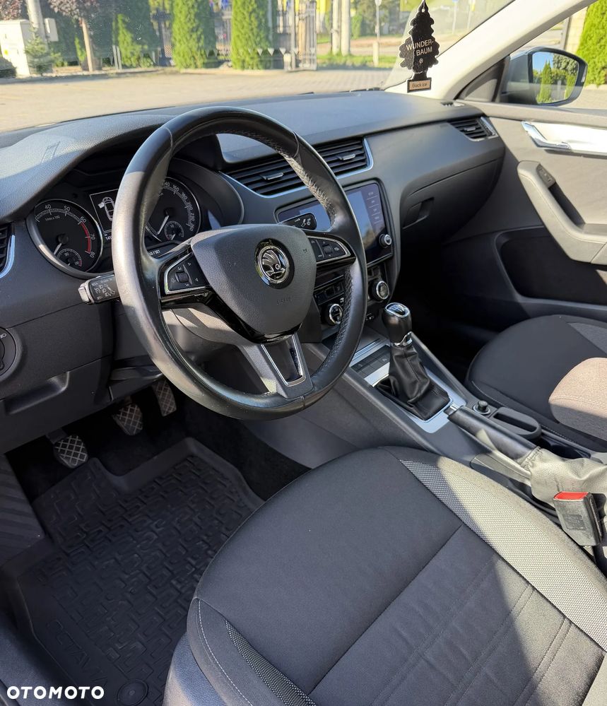 Skoda Octavia 1.5 TSI GPF ACT Ambition - 10