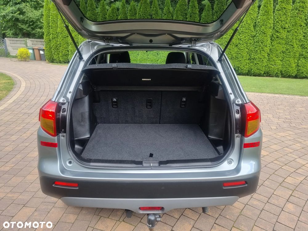 Suzuki Vitara 1.6 Comfort 2WD - 21