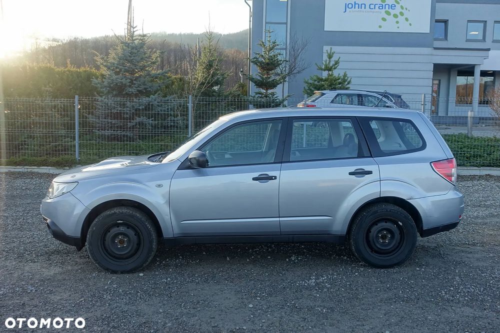 Subaru Forester 2.0D Trend - 8