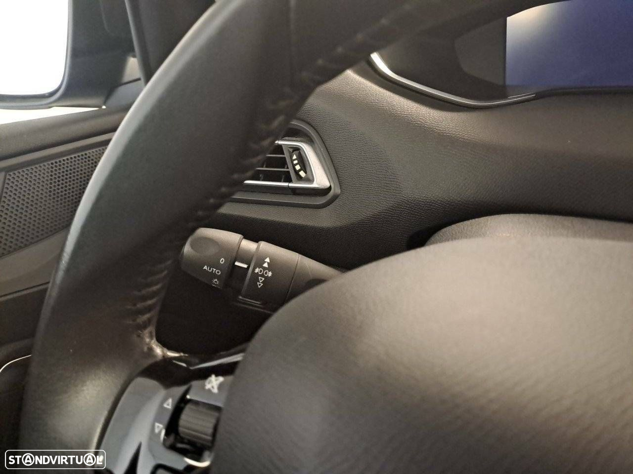 Peugeot 308 1.5 BlueHDi Style - 14