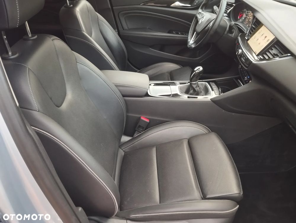 Opel Insignia 2.0 CDTI Executive S&S - 19