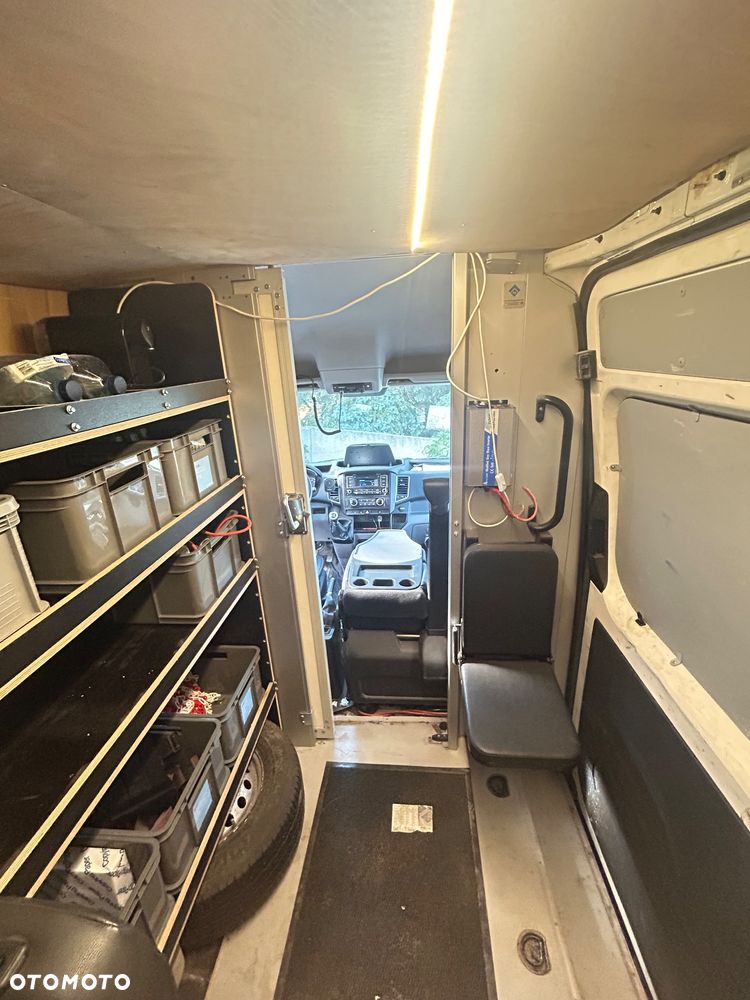 Hyundai H350 - 24