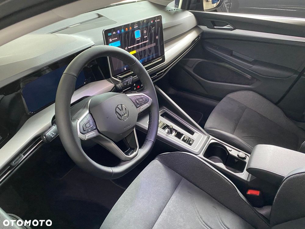 Volkswagen Golf - 13