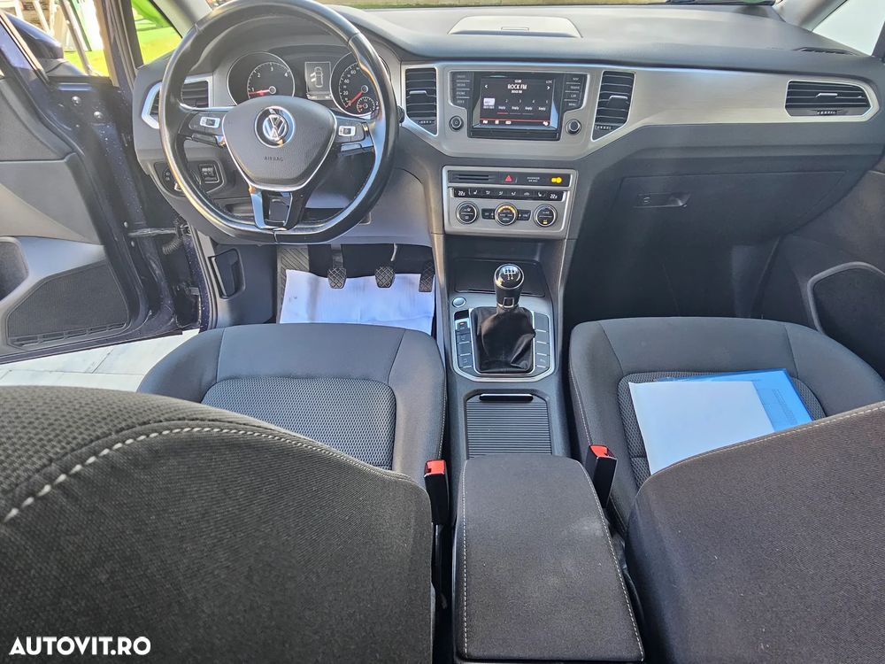 Volkswagen Golf Sportsvan - 11