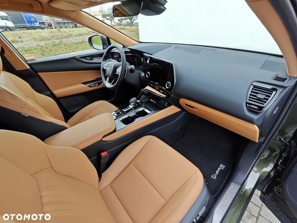 Lexus NX 350h Prestige AWD - 4