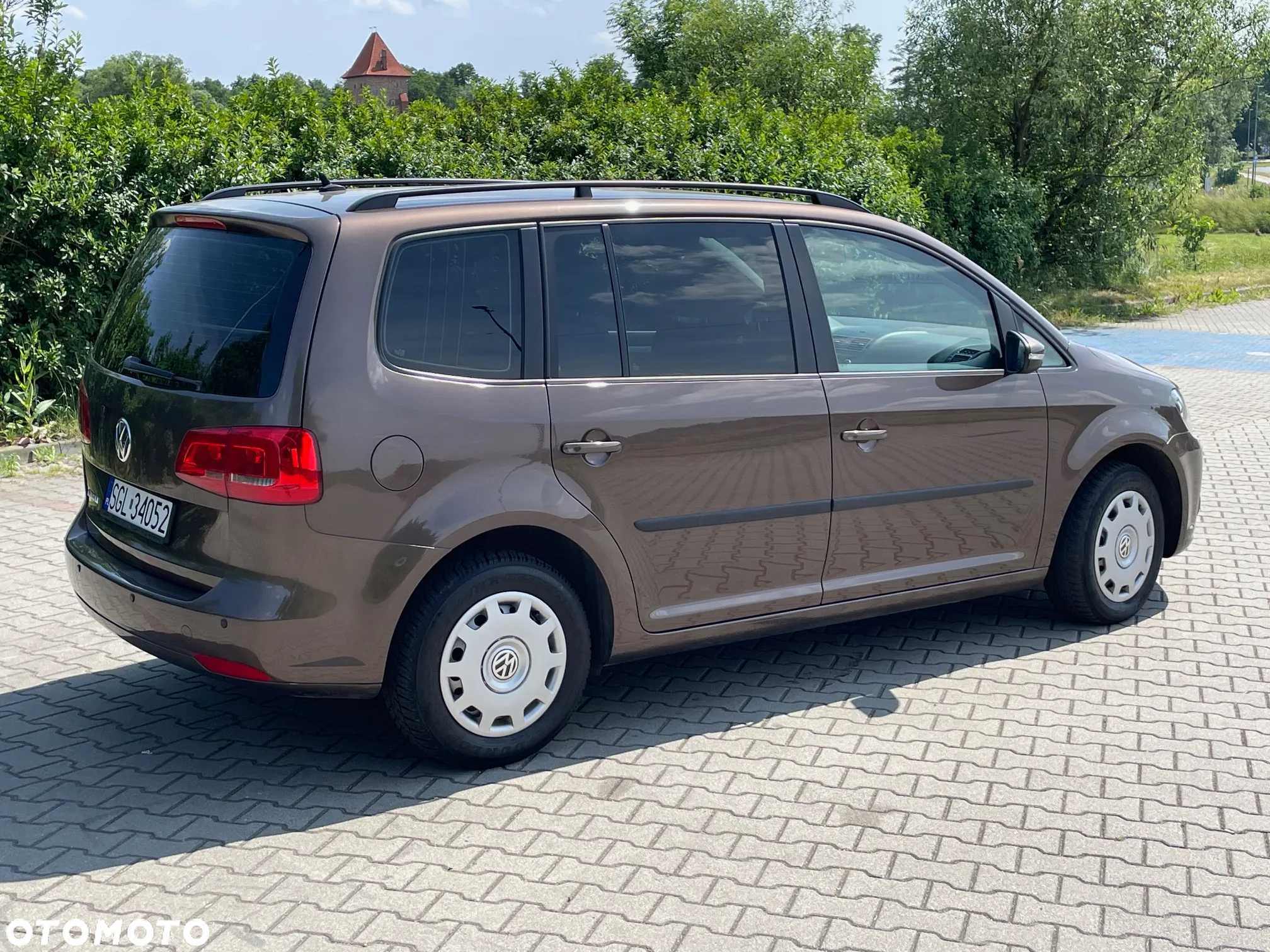 Volkswagen Touran 1.6 TDI DPF BlueMotion Technology DSG Trendline - 9