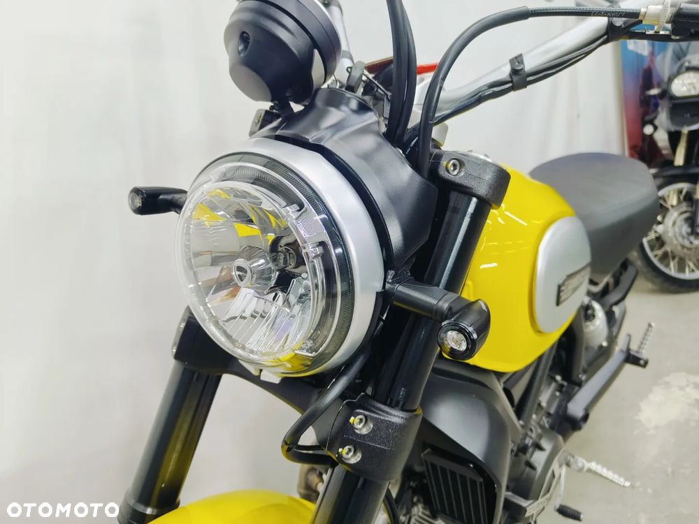 Ducati Scrambler - 19