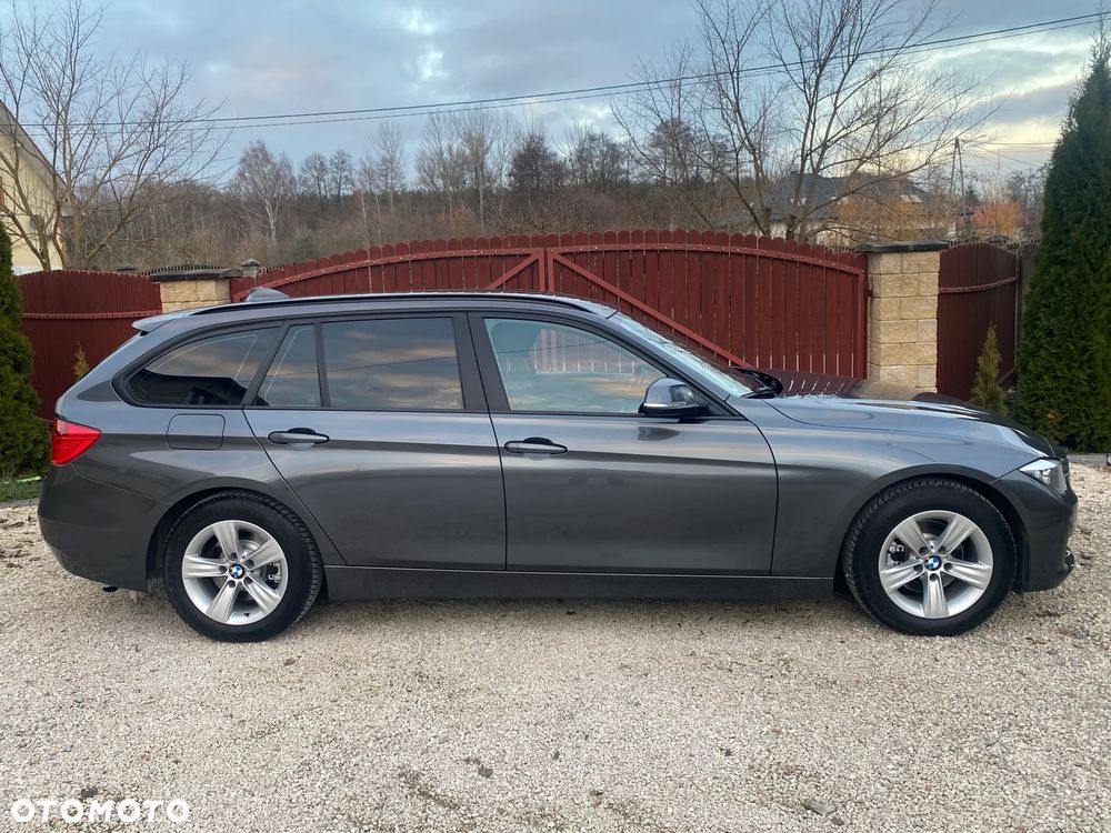 BMW Seria 3 - 12