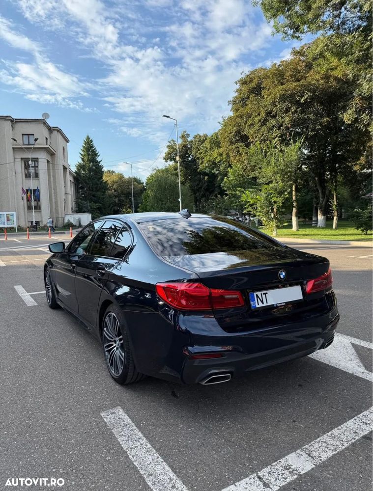 BMW Seria 5 520d xDrive Aut. Sport Line - 4