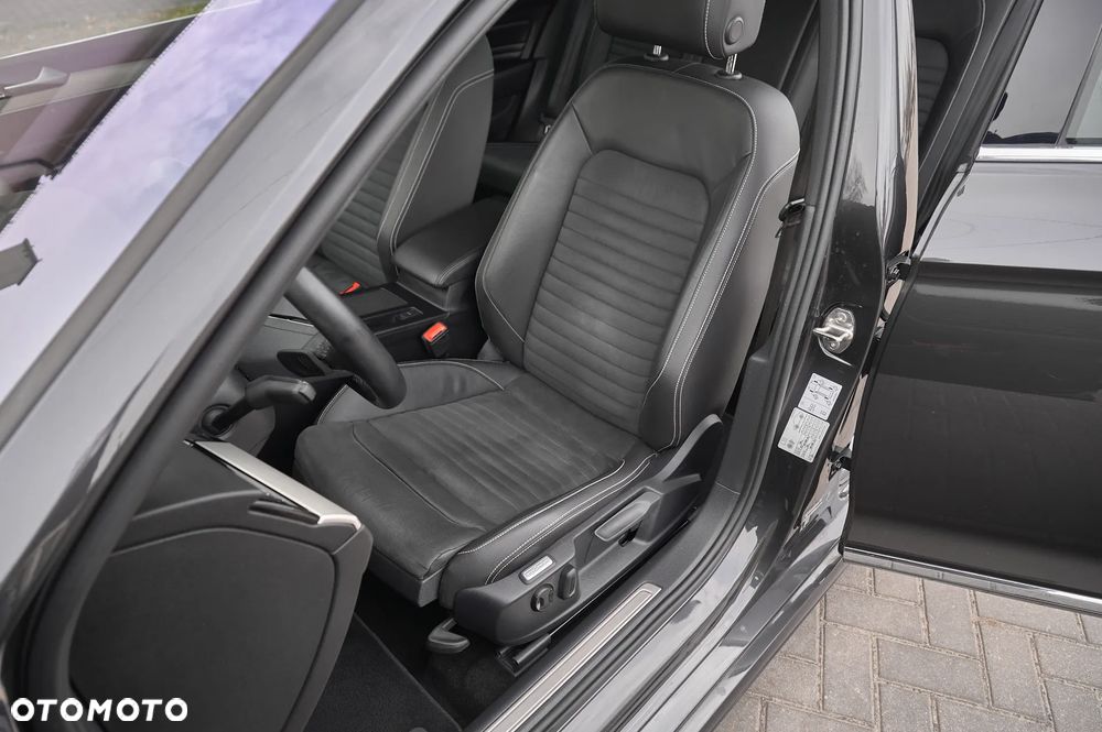Volkswagen Passat - 6