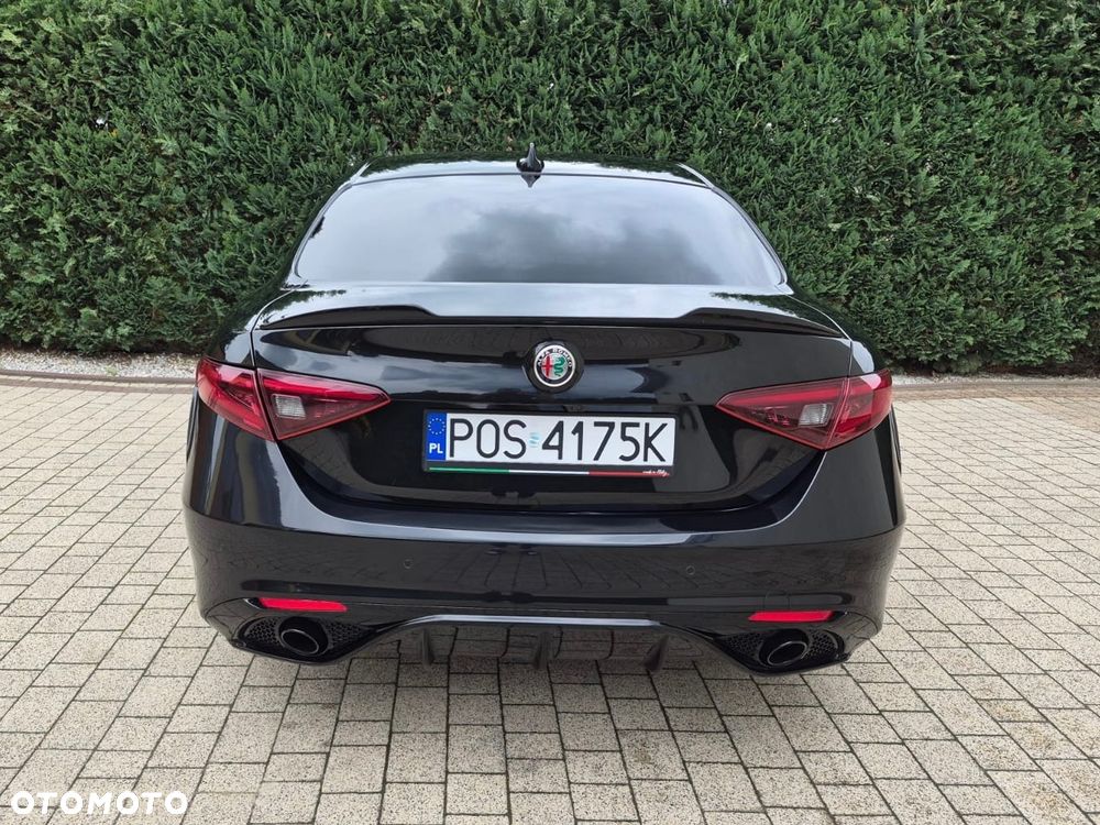 Alfa Romeo Giulia 2.2 D Turbo Sprint - 8