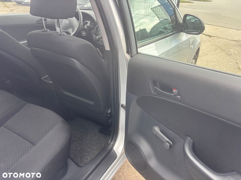 Hyundai i30 1.4 Edition Plus - 17