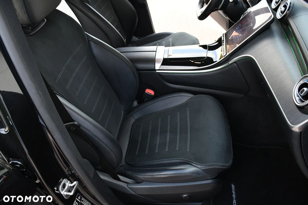 Mercedes-Benz GLC 300 e PHEV 4-Matic AMG Line - 20