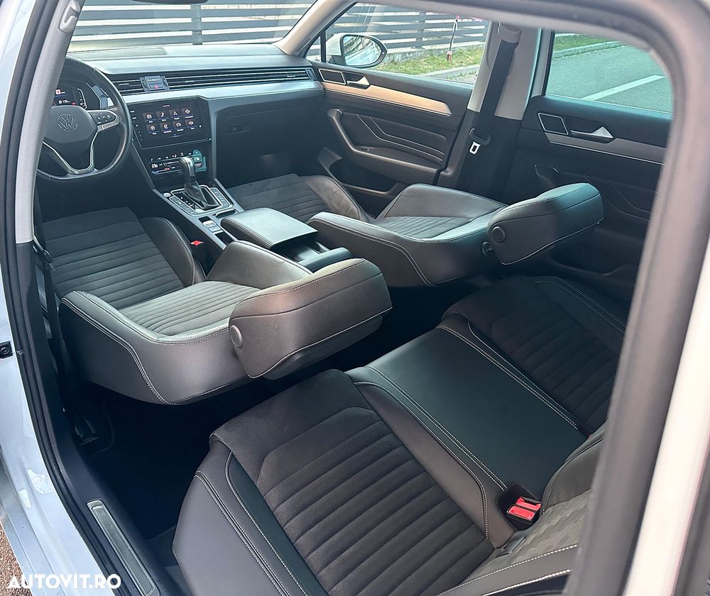 Volkswagen Passat 2.0 TDI DSG Highline - 22