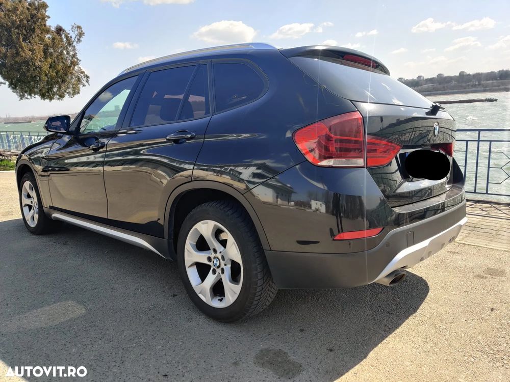 BMW X1 xDrive18d - 14