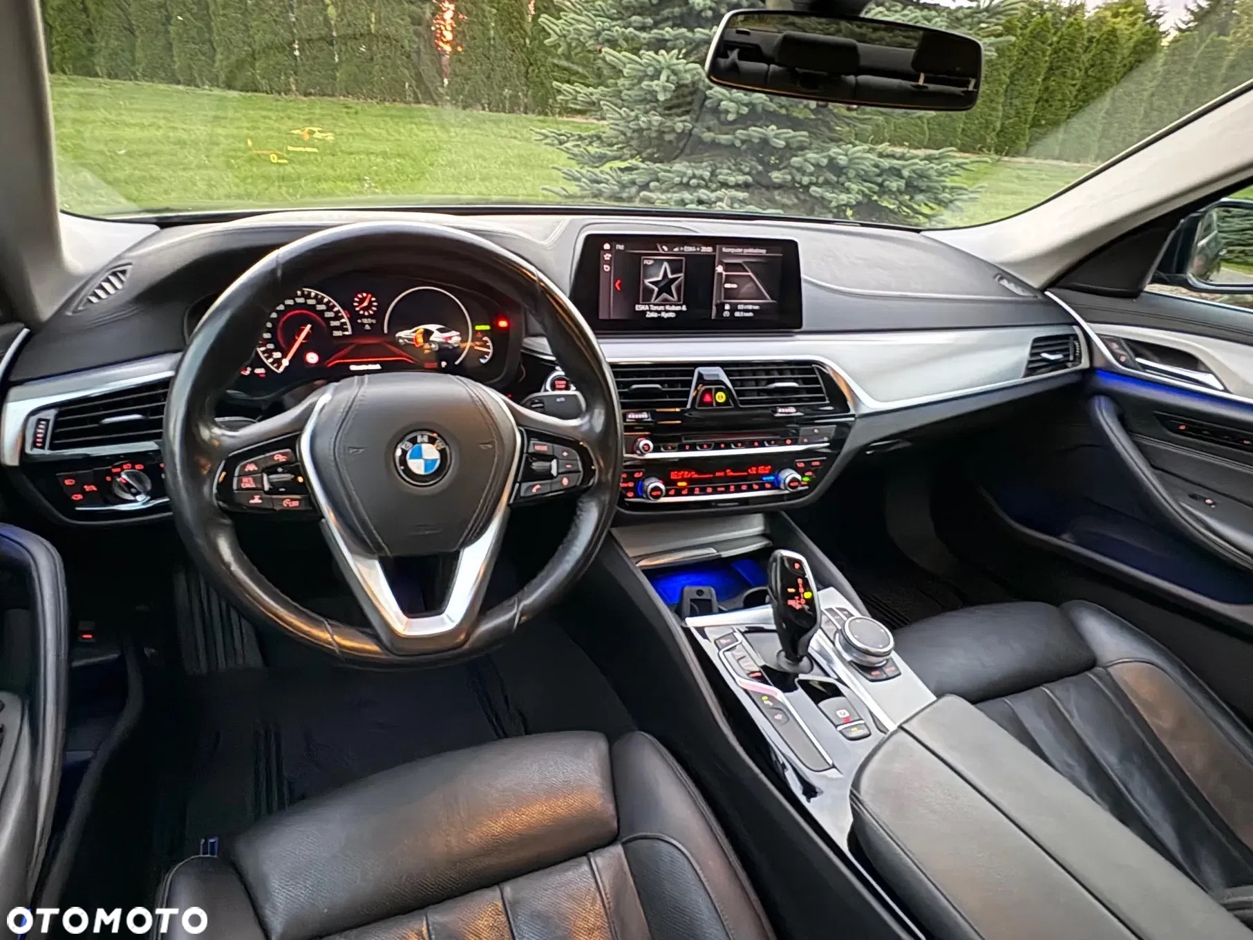 BMW Seria 5 530i xDrive Luxury Line sport - 13