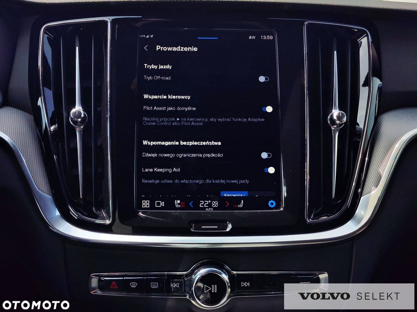Volvo V60 Cross Country - 23