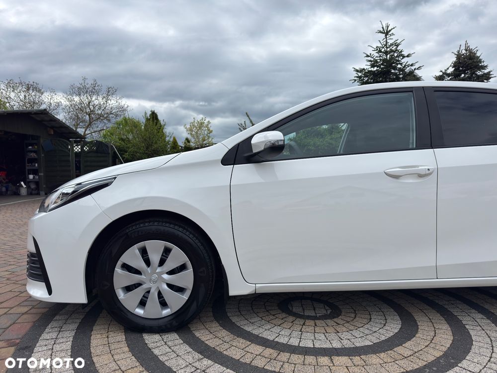 Toyota Corolla 1.4 D-4D Active EU6 - 11