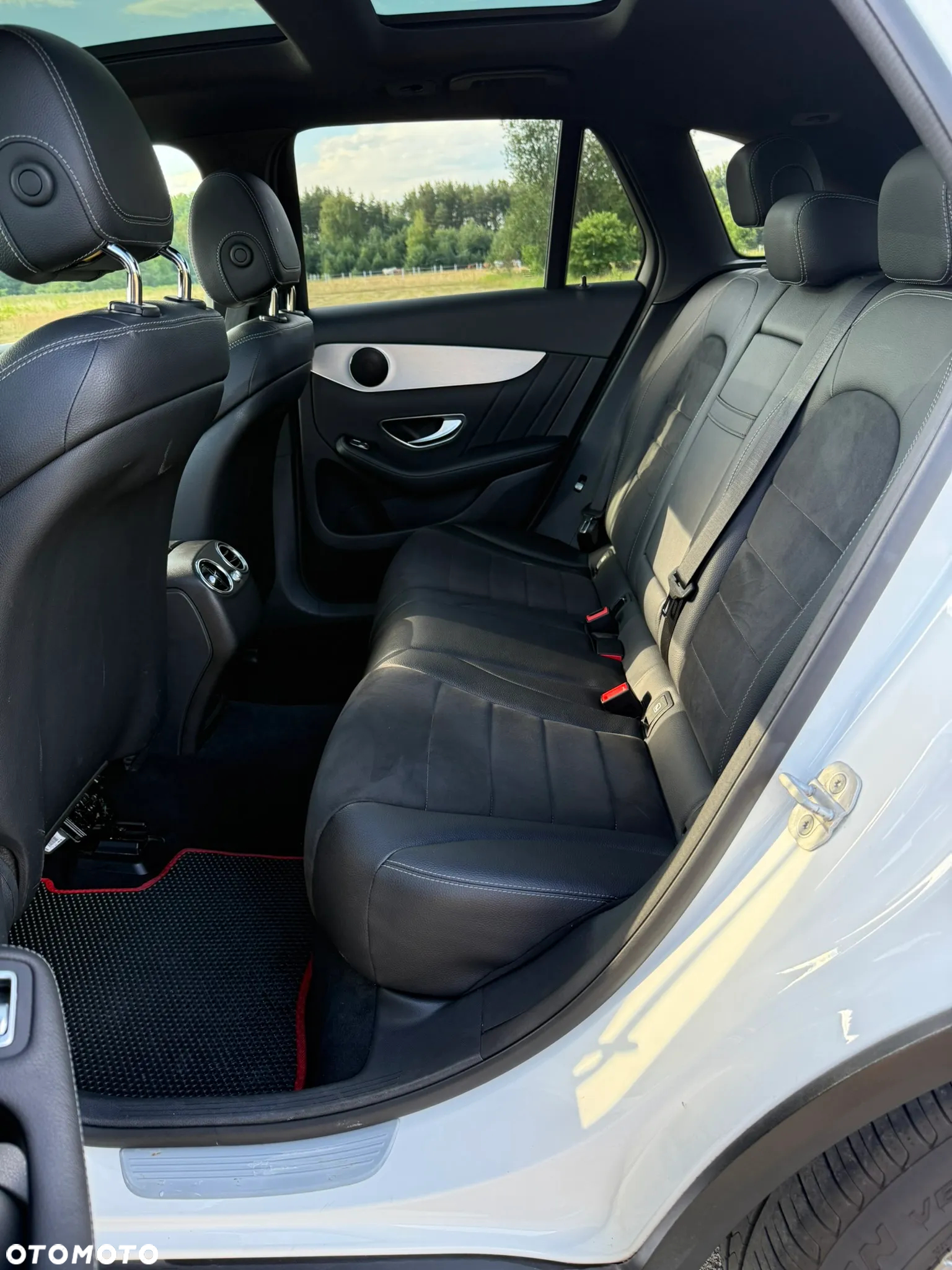 Mercedes-Benz GLC 250 4-Matic - 20