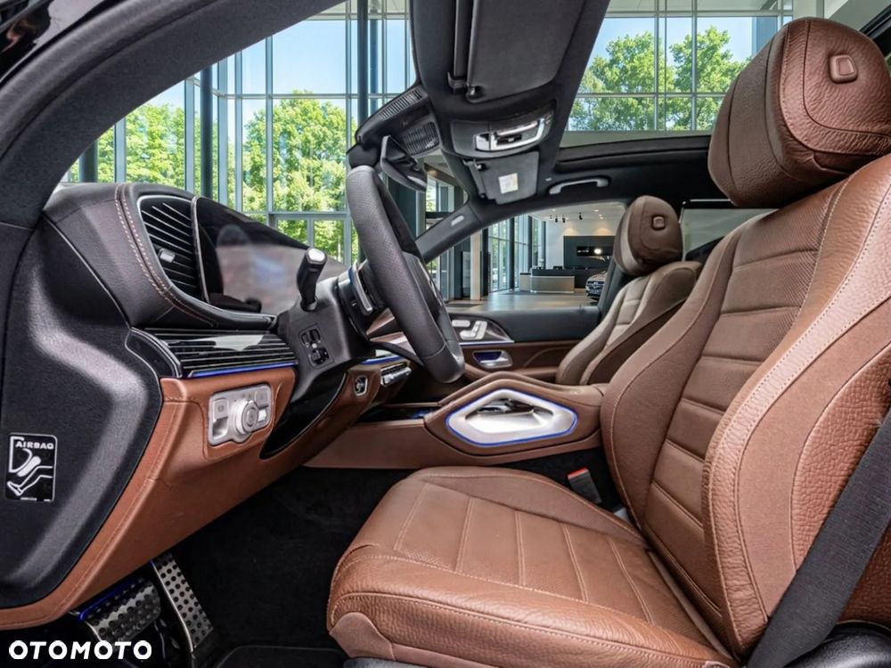 Mercedes-Benz GLS - 8