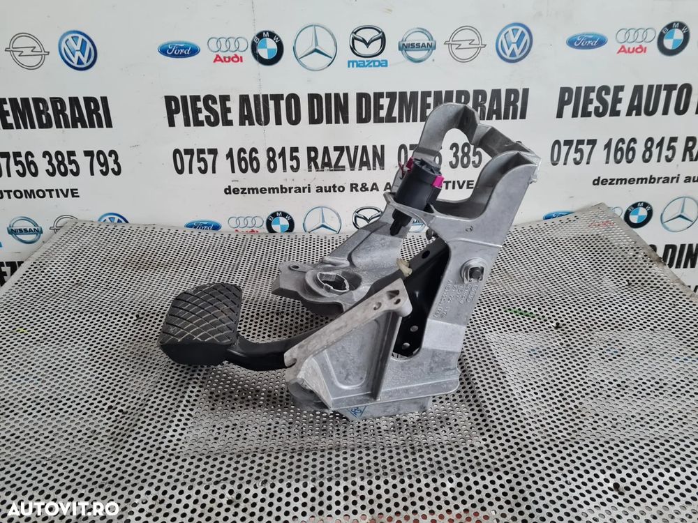 Pedala Frana Suport Pedalier Audi A5 An 2008-2009-2010-2011-2012-2013-2014-2015 Automat Volan Stanga Dezmembrez Audi A5 Facelift 2.0 Tdi Automat Motor CJC Cutie Automata NYM Volan Stanga Xenon - 6