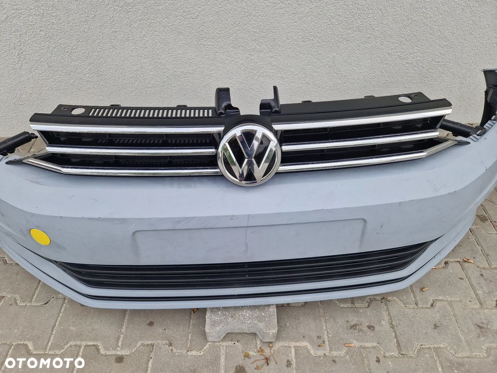 Zderzak Vw Touran III 5t 2016 - - 2
